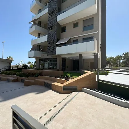 Pau5 Seasonal Appartamento Alicante
